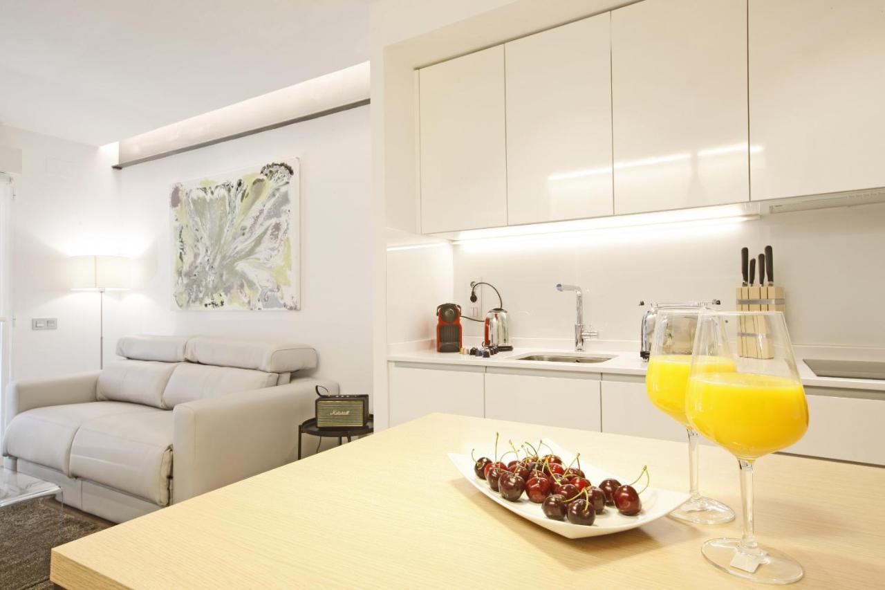 Gran Via Suites Madrid Exterior photo