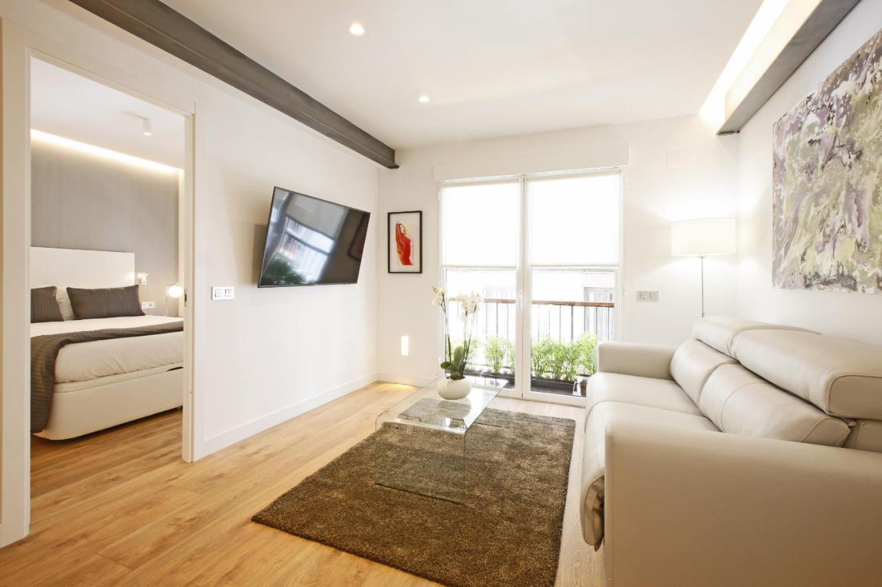 Gran Via Suites Madrid Exterior photo