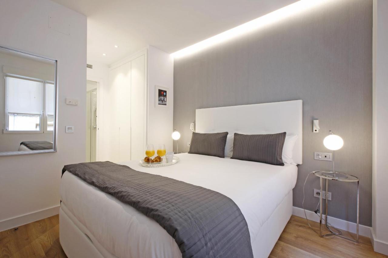Gran Via Suites Madrid Exterior photo