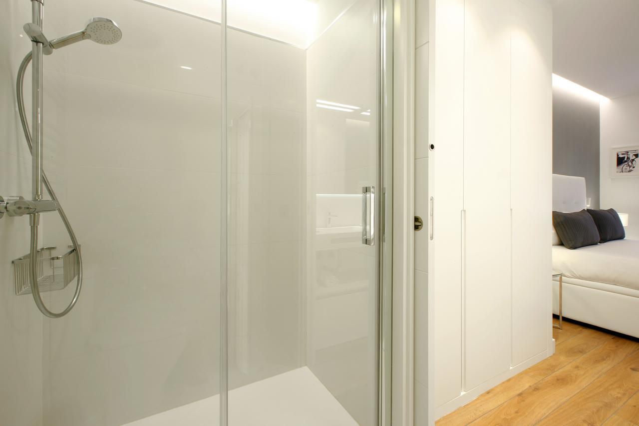 Gran Via Suites Madrid Exterior photo