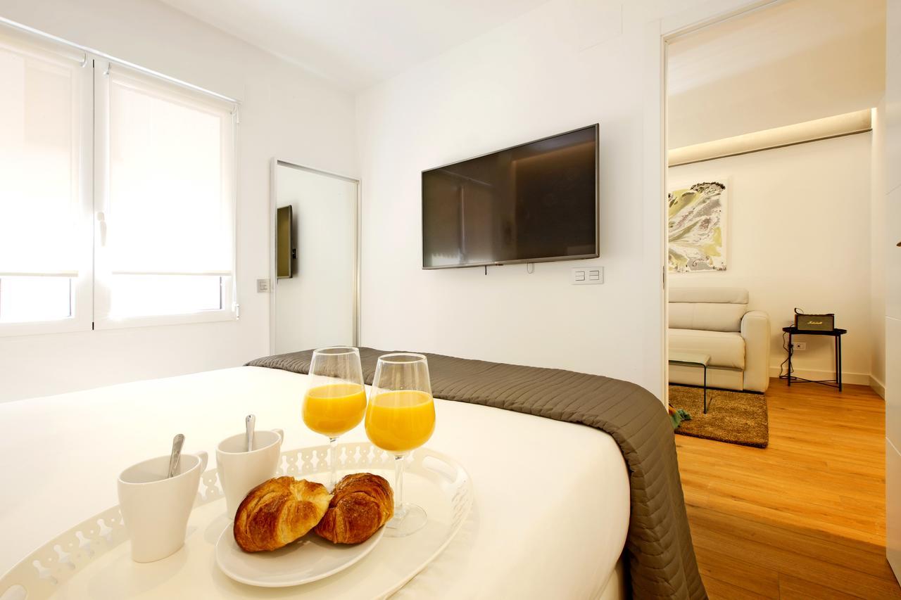 Gran Via Suites Madrid Exterior photo