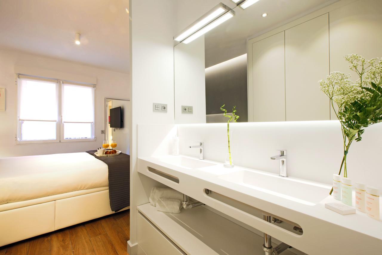 Gran Via Suites Madrid Exterior photo