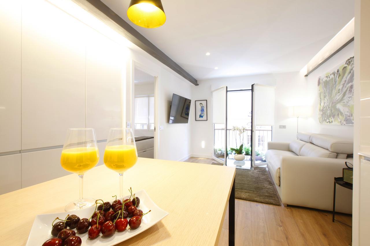 Gran Via Suites Madrid Exterior photo